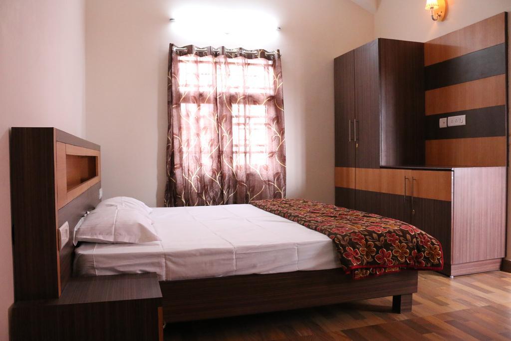 Adhithya Holidays Kodaikanal Δωμάτιο φωτογραφία